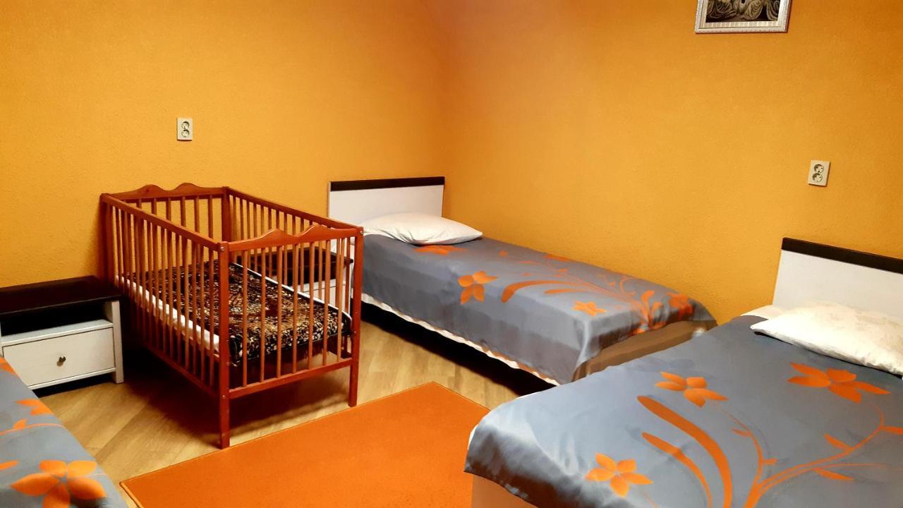 Dacha Podobovets 127 Hotel Quarto foto